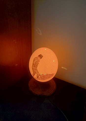 Atatürk Figürlü abajur lamba - Görsel 3