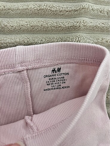 0-3 Ay Beden H&M Bebek tayt ve bere takımı