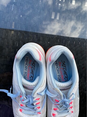 36 Beden beyaz Renk Skechers spor ayakkabı