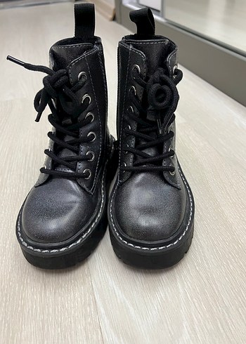 H&M H&m Siyah Deri Bağcıklı Bot 26