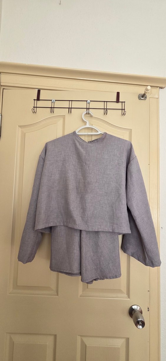 Gri Etekli Takım - Görsel 4