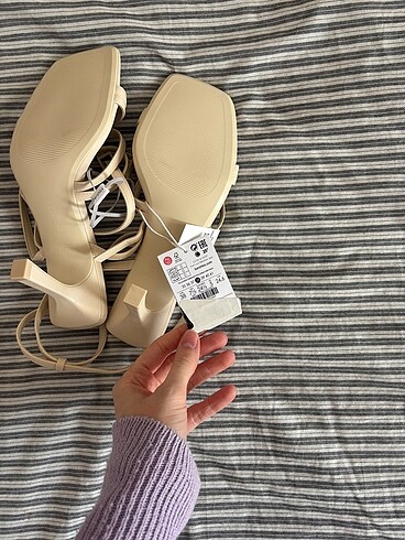 38 Beden ten rengi Renk bershka topuklu ayakkabı
