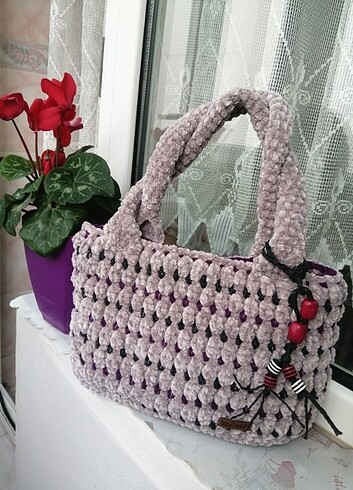Zara Kadife çanta 