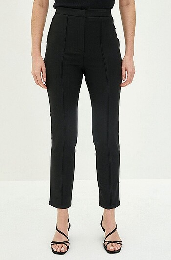 40 Beden siyah Renk Lcw dar fit pantolon