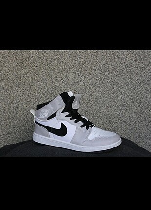 Nike Air Jordan | Sneaker