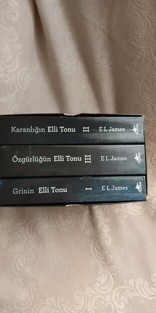 Elli Ton Üçlemesi