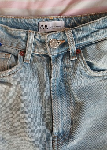 32 Beden mavi Renk Zara Mom Jean