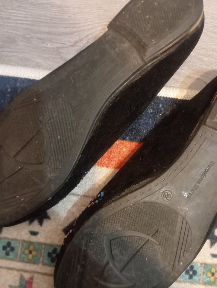 evde 2 defa giyildi - Görsel 3