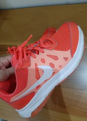 Nike spor ayakkabı 
