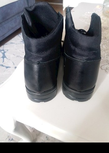 Siyah Erkek ö.güvenlik bot - Görsel 3