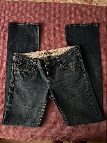 düşük bel straight detaylı vintage jean