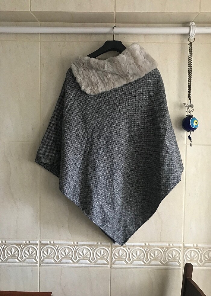 Kürklü pelerin - Görsel 2