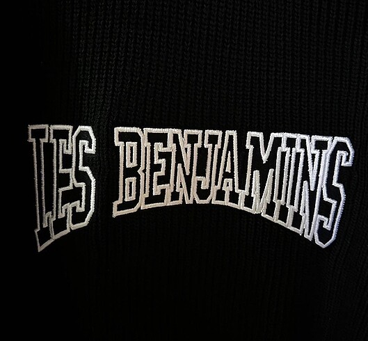Les Benjamins Les benjamins Triko Kazak