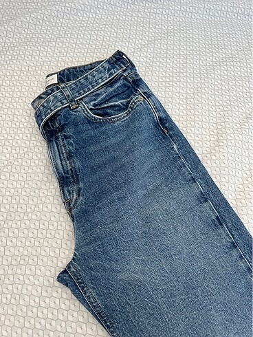 Cross Jeans