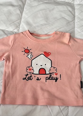 Kız bebek sweethirt yavruağzı renkte baskısı ve renkleri canlı