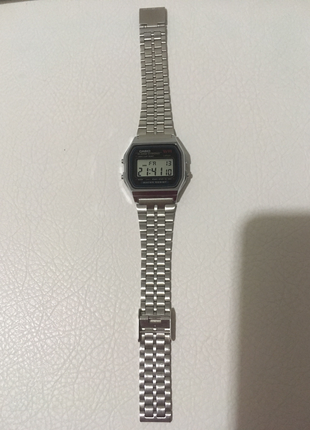 Orijinal casio retro saat