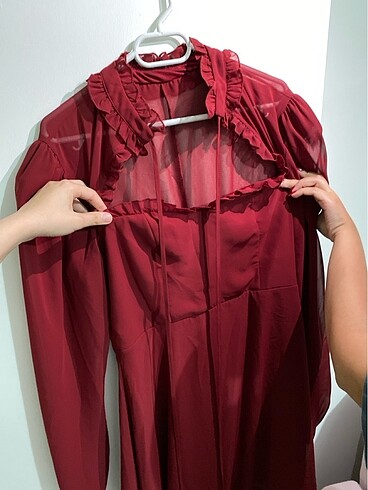 42 Beden bordo Renk TRENDYOLMİLLA BORDO ELBİSE