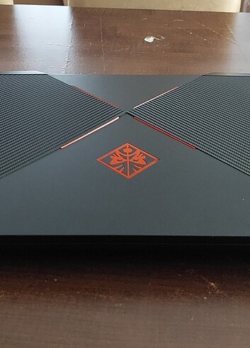 Hp Hp omen 17 17.3 inç i7 32 gb ram