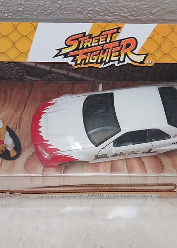 Street Fighter Beyaz Oyuncak Araba