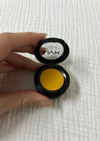 NYX Parlak Sarı Göz Farı - Görsel 2