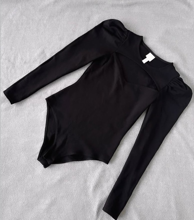 Siyah Uzun Kollu Yüksek Yakalı Kadın Bluz - Görsel 2