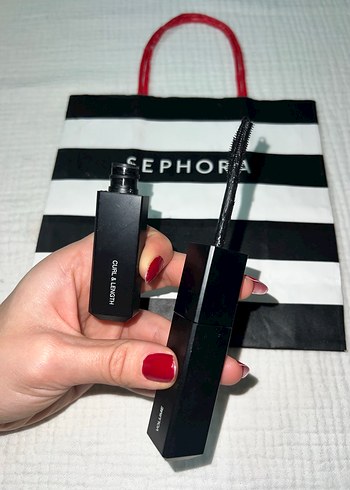 HUDA BEAUTY Çift Taraflı Siyah Maskara - Görsel 4