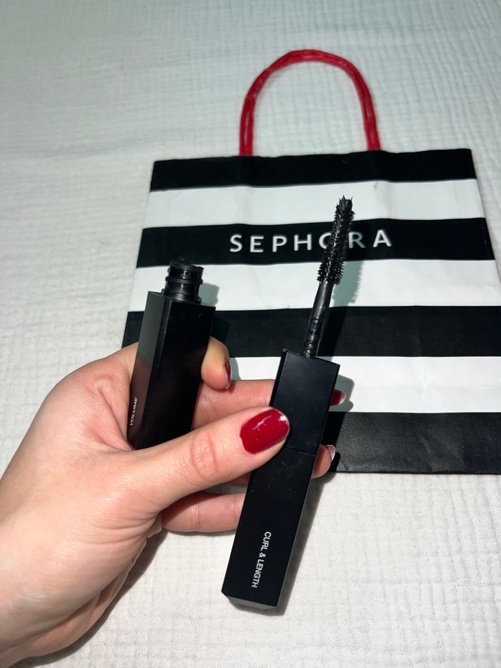 HUDA BEAUTY Çift Taraflı Siyah Maskara - Görsel 2