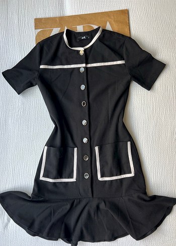 Siyah Düğmeli Kısa Kollu Elbise - Görsel 9