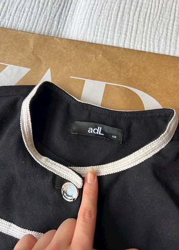 Siyah Düğmeli Kısa Kollu Elbise - Görsel 7