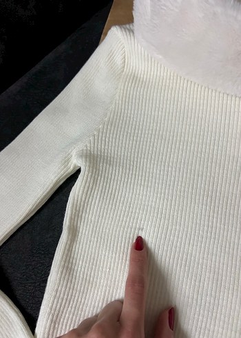 Kadın Beyaz Uzun Kollu Kürklü bluz - Görsel 5