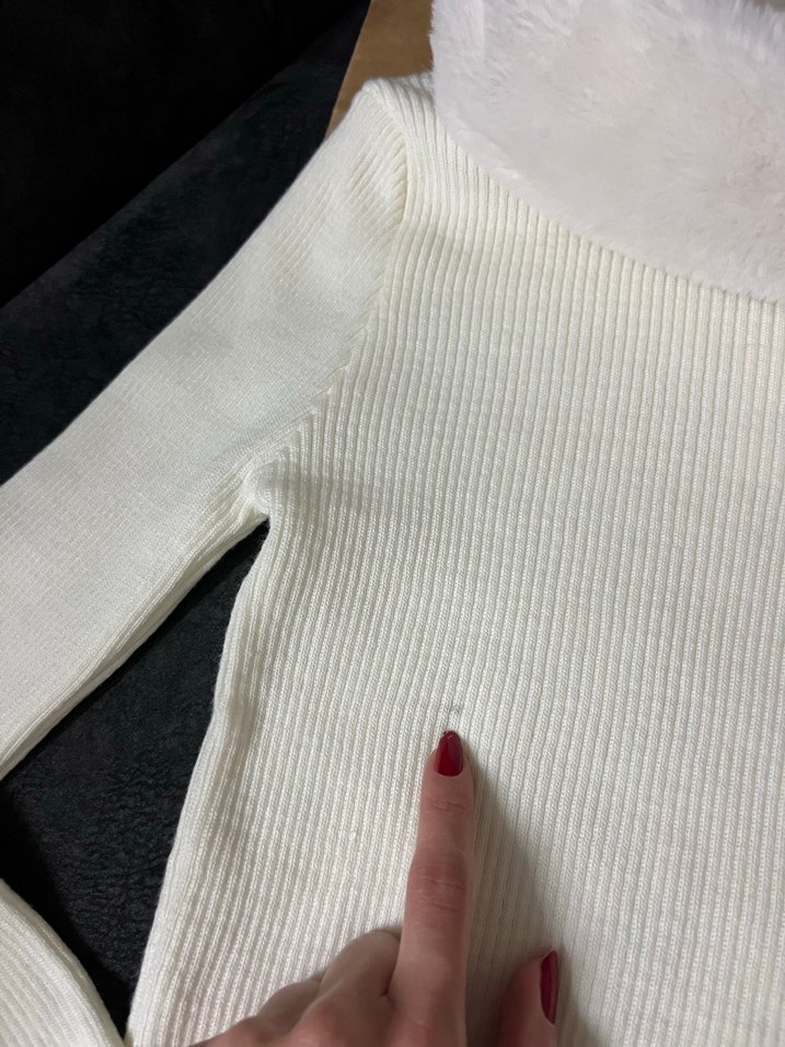 Kadın Beyaz Uzun Kollu Kürklü bluz - Görsel 5