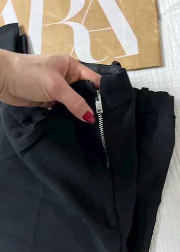 Zara Siyah Regular Fit Kumaş Pantolon - Görsel 3