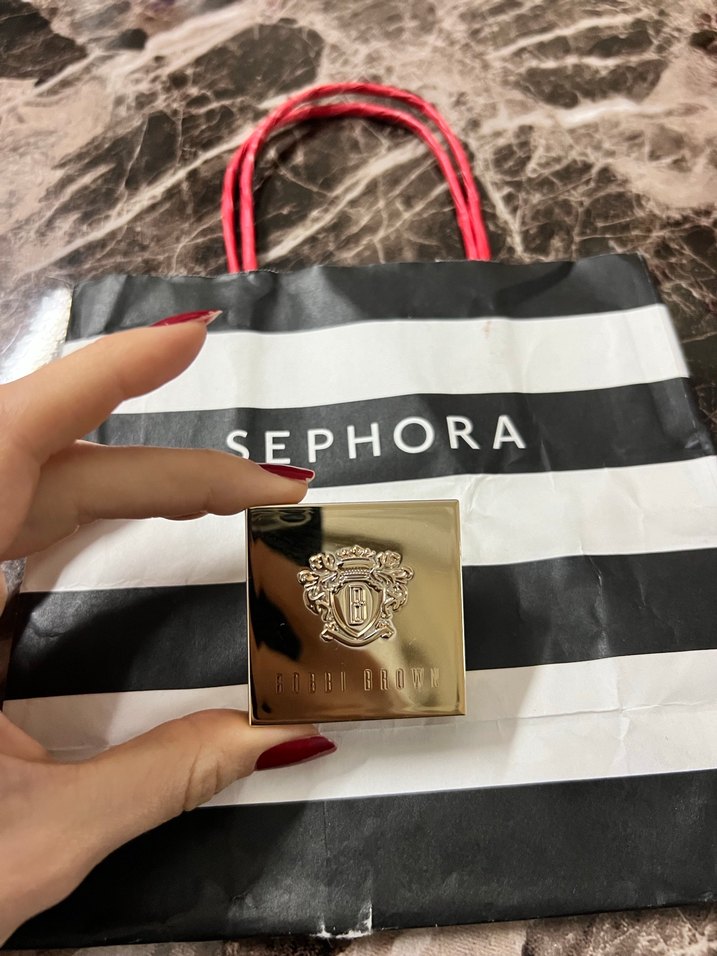 Bobbi brawn ışıltılı far - Görsel 3