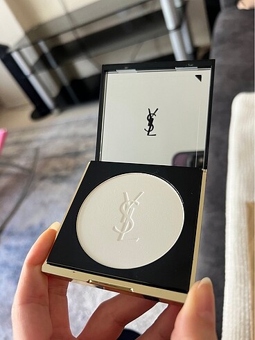 Yves Saint Laurent YSL transparan pudra