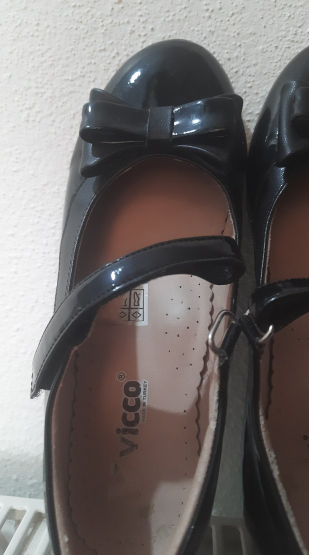 Kız Çocuk Siyah Rugan Tokalı Babet - Görsel 2