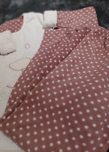 m Beden pembe Renk Pijama takımı 