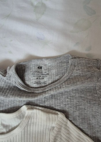H&M Gri-beyaz Bebek Body 2'li Set 9-12 ay - Görsel 2