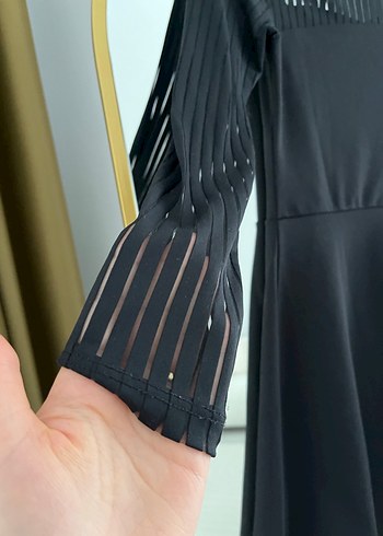 Siyah Piliseli Uzun Kollu Midi Triko Elbise - Görsel 4