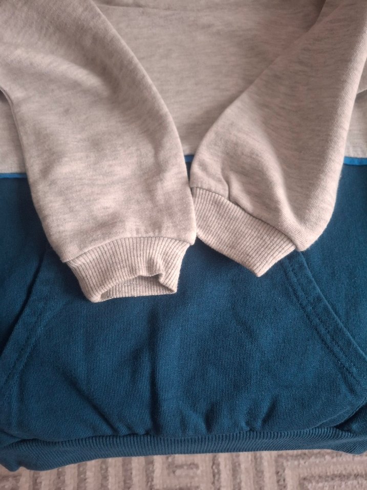 Erkek Çocuk Kapüşonlu Gri Sweatshirt - Görsel 5