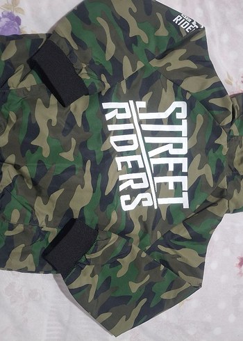 Erkek Çocuk Kamuflaj Kapüşonlu Fermuarlı Ceket - Görsel 3