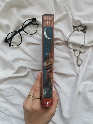  Beden Akarnae/Lynette Noni Artemis Milenyum Yayınları