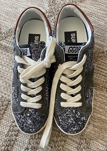 Golden goose