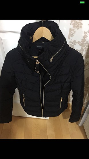 Bershka mont