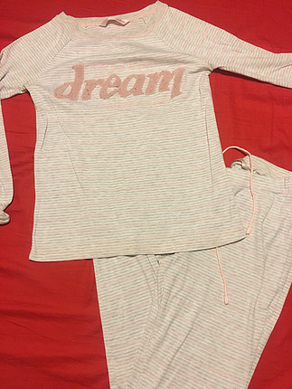 Pijama takımı
