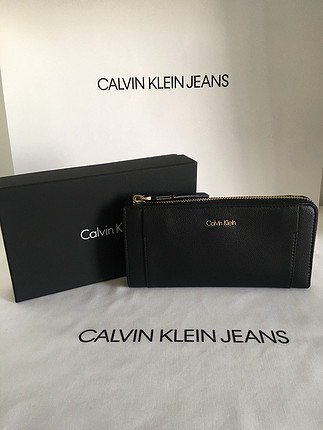 CALVIN KLEIN