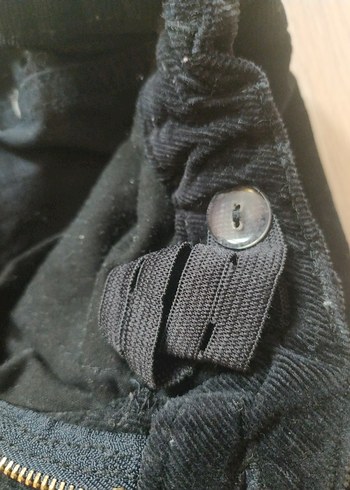 Kız Çocuk Siyah Düğmeli Kadife Pantolon - Görsel 4