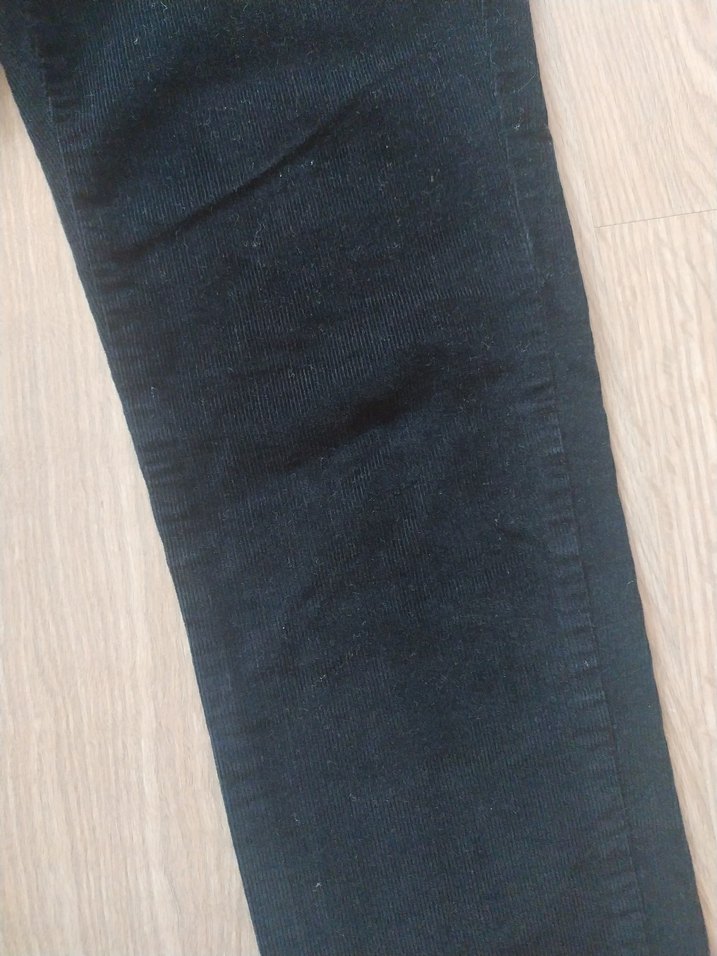 Kız Çocuk Siyah Düğmeli Kadife Pantolon - Görsel 2