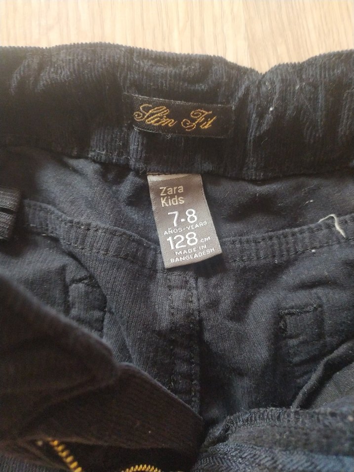 Kız Çocuk Siyah Düğmeli Kadife Pantolon - Görsel 3