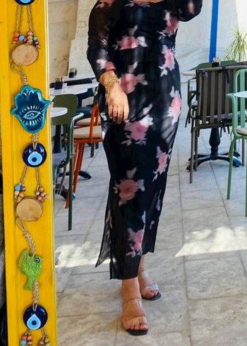 Pembe Siyah Çiçek Desenli Uzun Elbise - Görsel 2