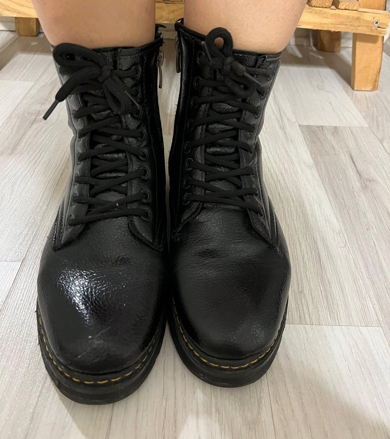 Siyah Yılan Derisi Desenli Bağcıklı Kadın Bot - Görsel 2